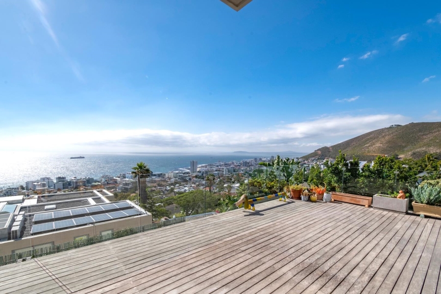 3 Bedroom Property for Sale in Fresnaye Western Cape